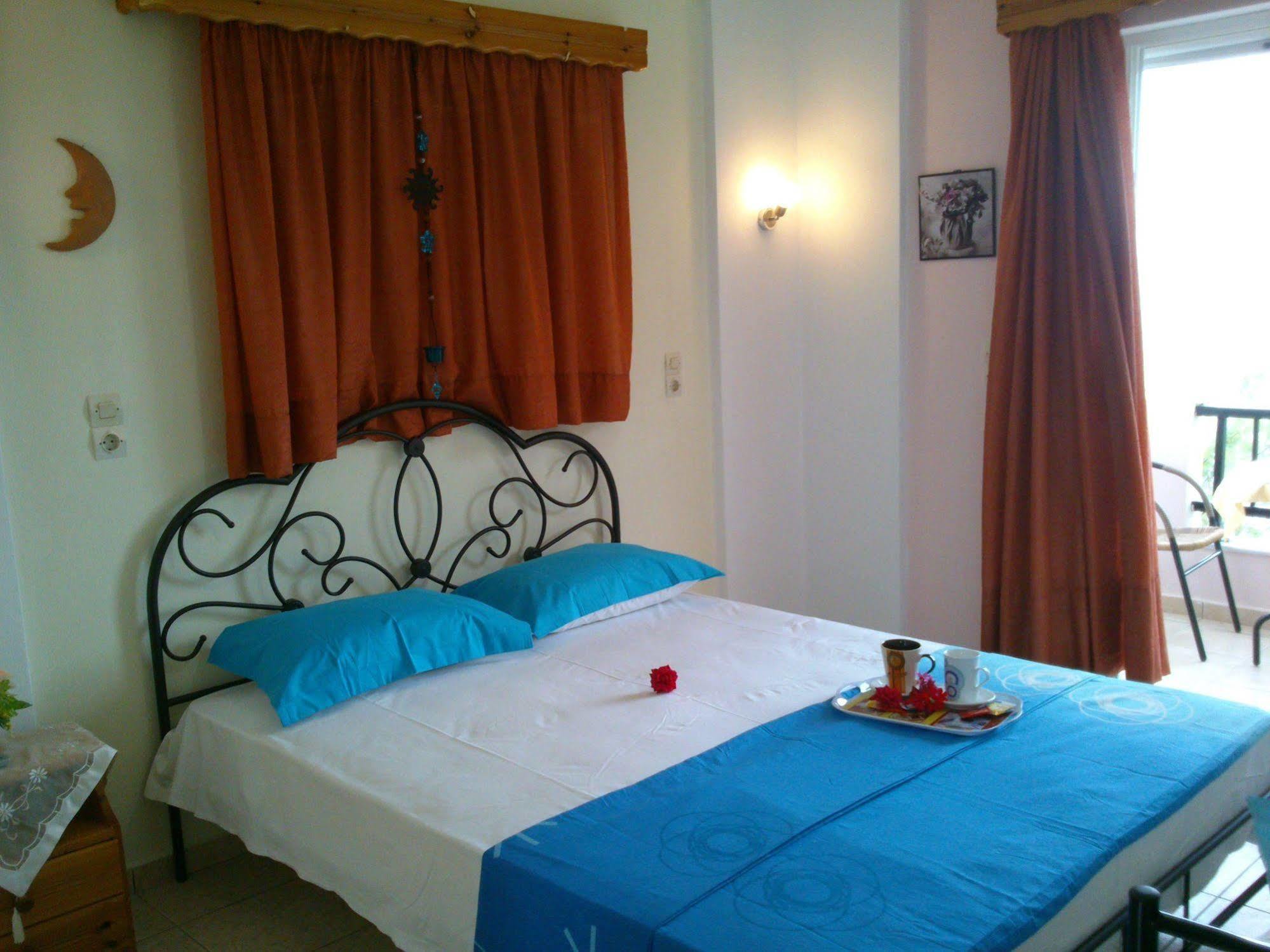 Kavos Psarou Studios & Apartments Exterior photo