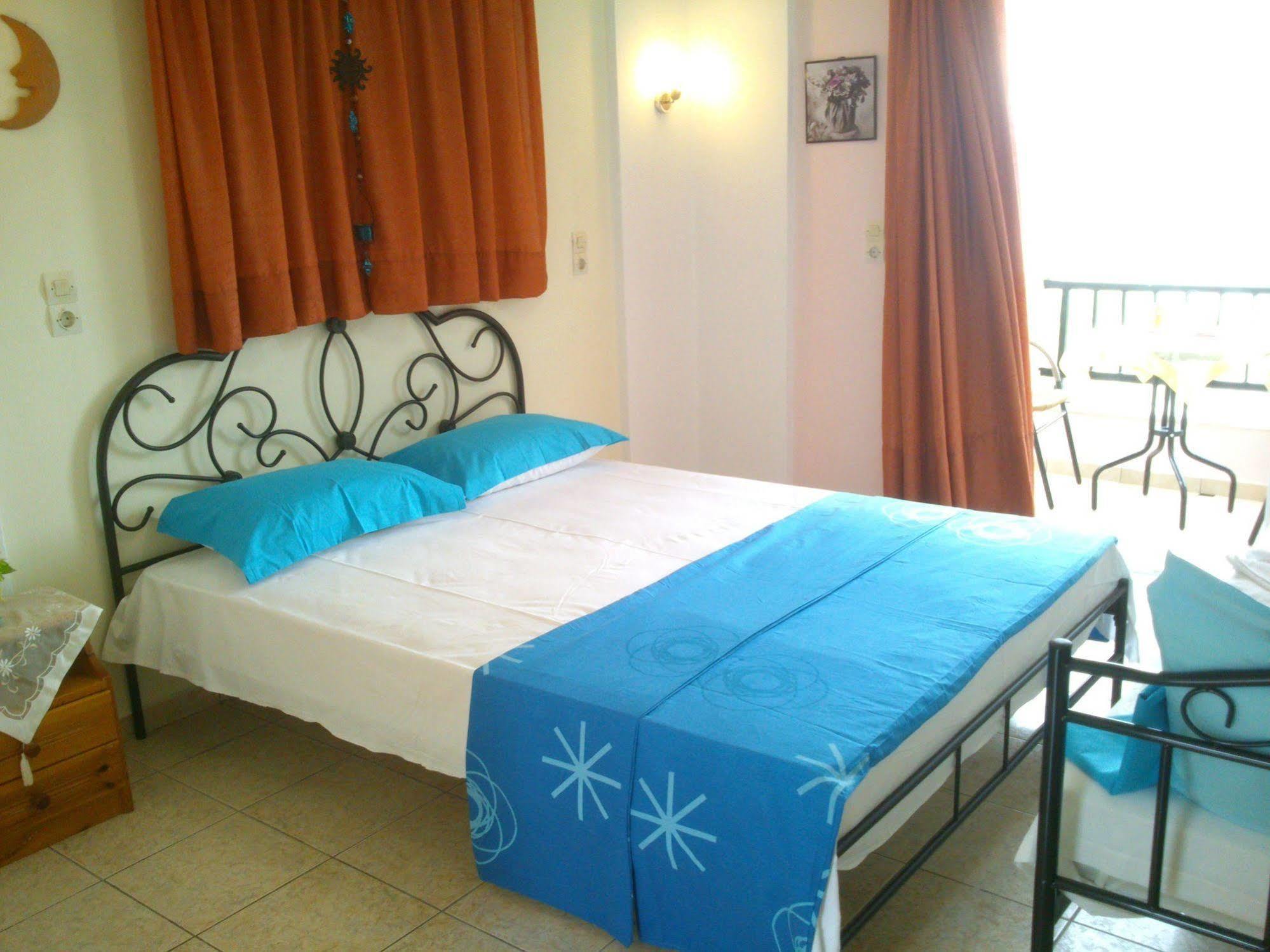 Kavos Psarou Studios & Apartments Exterior photo